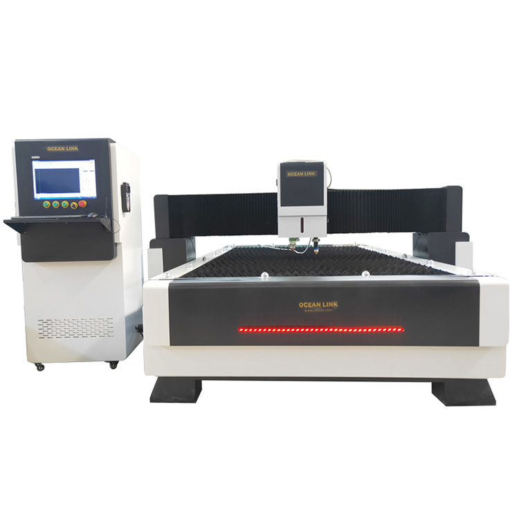 Macchina da taglio integrata al plasma e laser CNC in metallo 3015 * 1500w