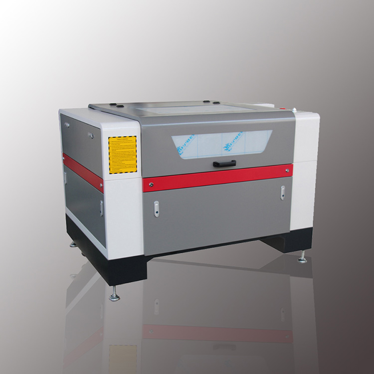 6090 Macchina da taglio per incisione laser 100W